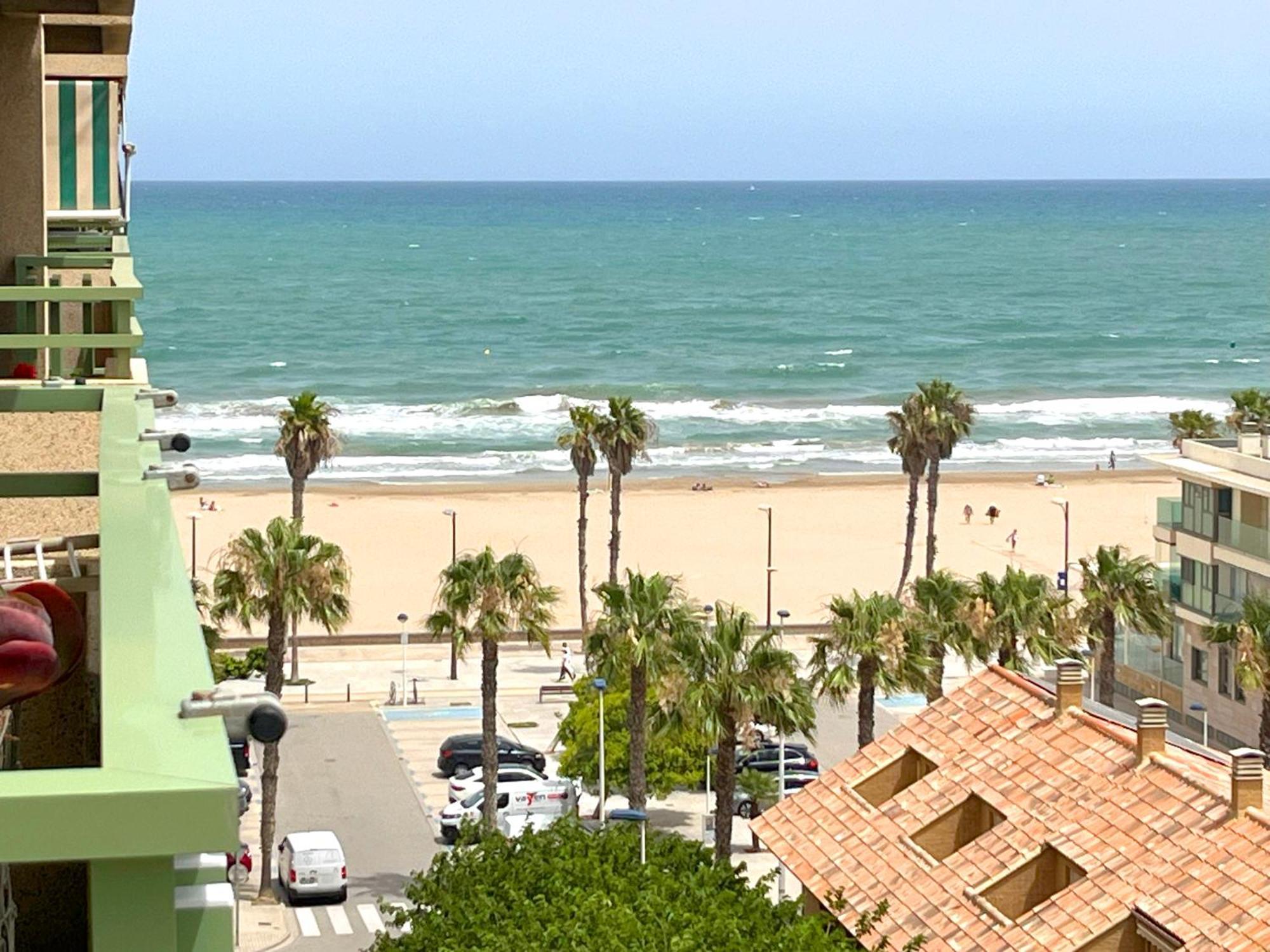 Stylish Well-Connected Beachfront Flat Valencia Eksteriør bilde