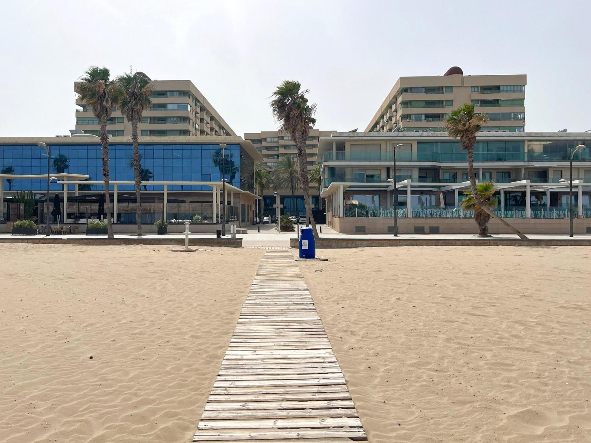 Stylish Well-Connected Beachfront Flat Valencia Eksteriør bilde