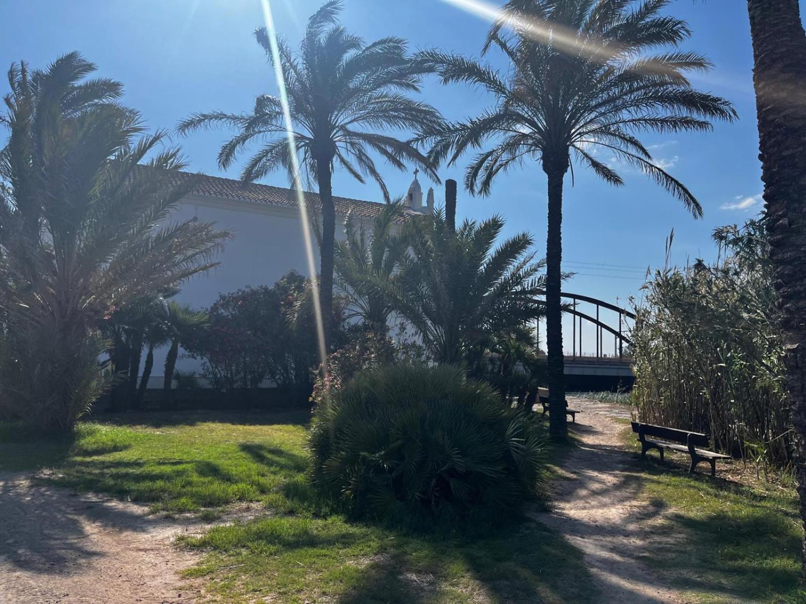 Stylish Well-Connected Beachfront Flat Valencia Eksteriør bilde
